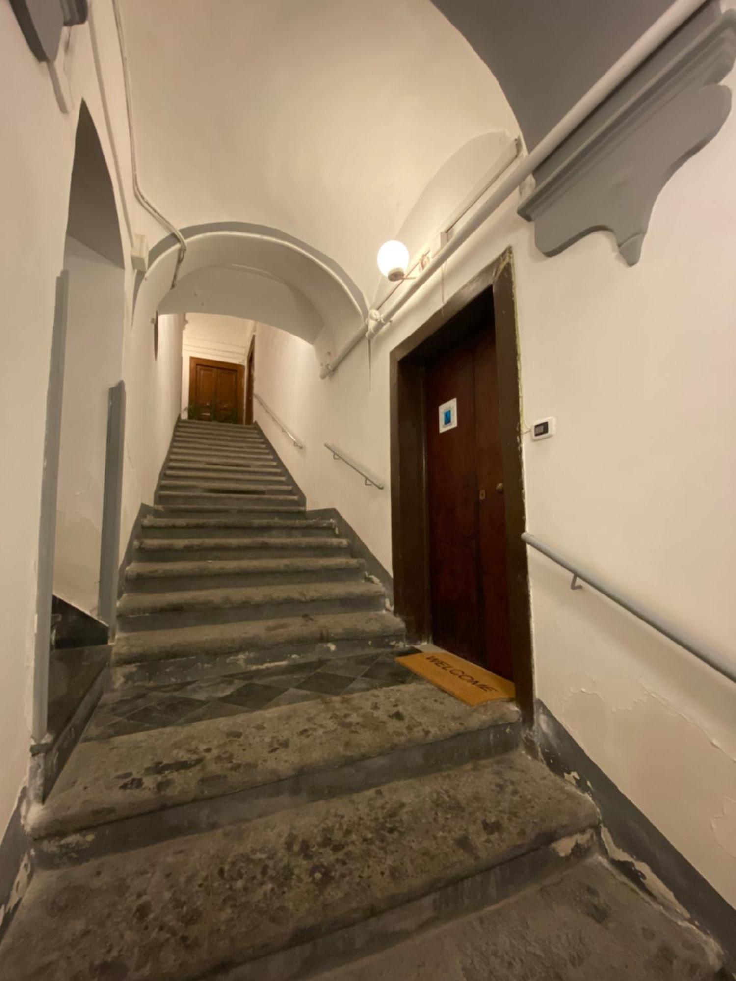La Casa Di Partenope Neapel Exteriör bild